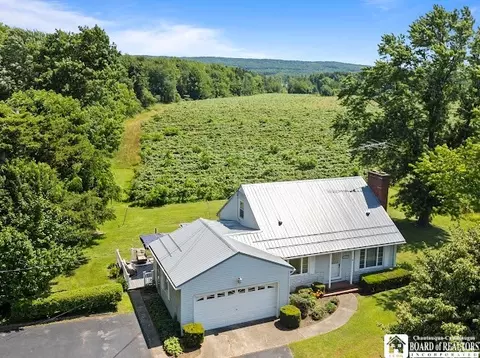 5005 W Main Rd, Pomfret, NY 14063