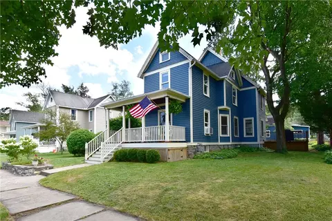 110 W 5th St, Corning, NY 14830