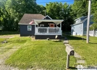 3 Mapleview Ave, Busti, NY 14750