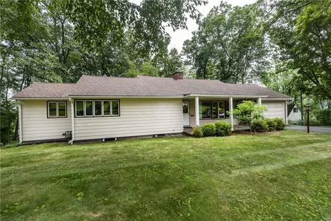 133 Arnold Thompson Dr, Erwin, NY 14870