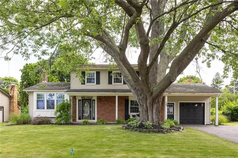 783 English Rd, Greece, NY 14616