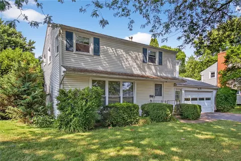 50 Greenvale Dr, Rochester, NY 14618