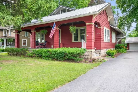 7424 E Main St, Lima, NY 14485