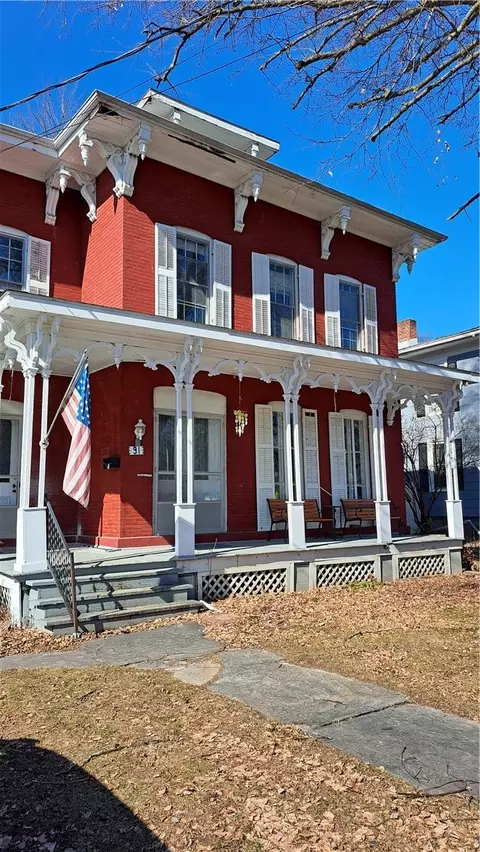 91 Virginia St, Waterloo, NY 13165