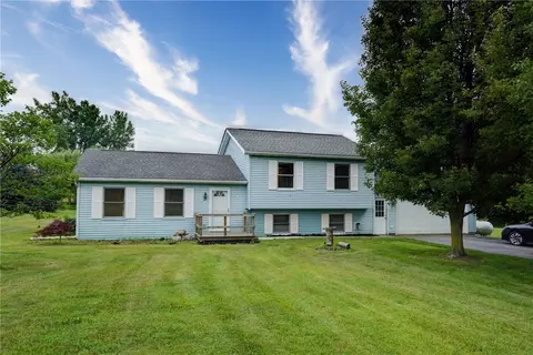 6384 Coe Rd, Livonia, NY 14487