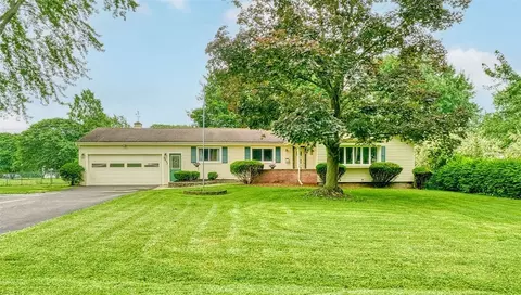 3037 Chili Ave, Chili, NY 14624