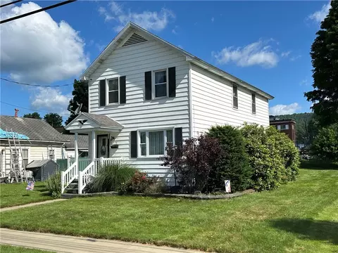 126 Barbour St, Bradford, PA 16701