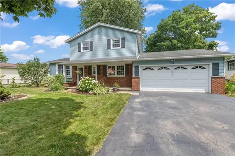 99 Dorian Ln, Greece, NY 14626