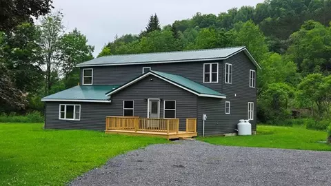 27 Watson Farm Rd, Summit, PA 16720
