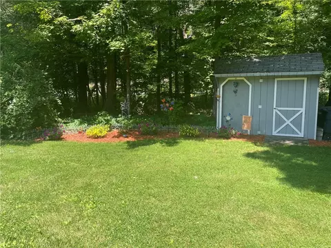 101 Lake Shore Dr N, Milford, NY 12116