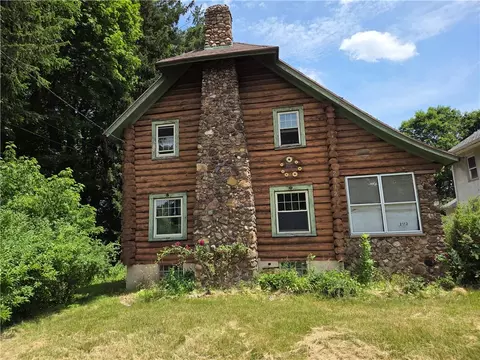 2112 Lake Ave, Rochester, NY 14615