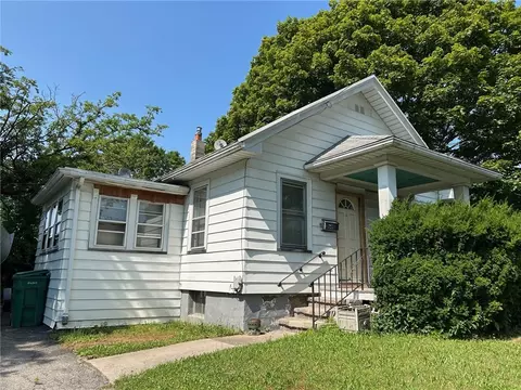 472 Seneca Rd, Irondequoit, NY 14622