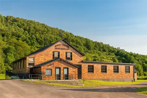 1815-1825 County Highway 6, Bovina, NY 13740