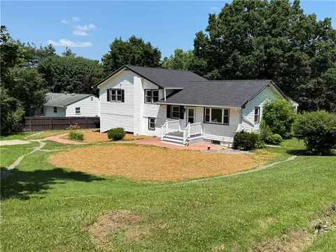 Exterior - 11948 River Rd, Corning, NY 14830 photo 2 of 4