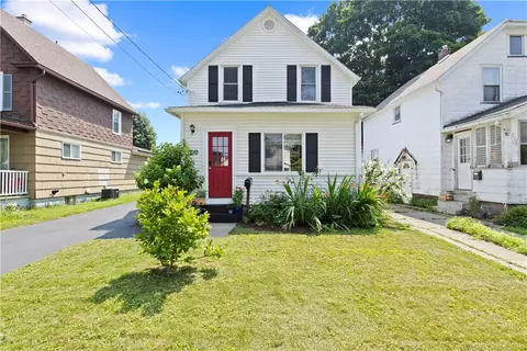 210 W Ivy St, East Rochester, NY 14445