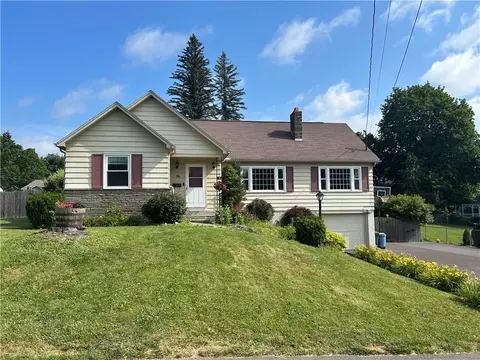 26 Eric St, Norwich, NY 13815