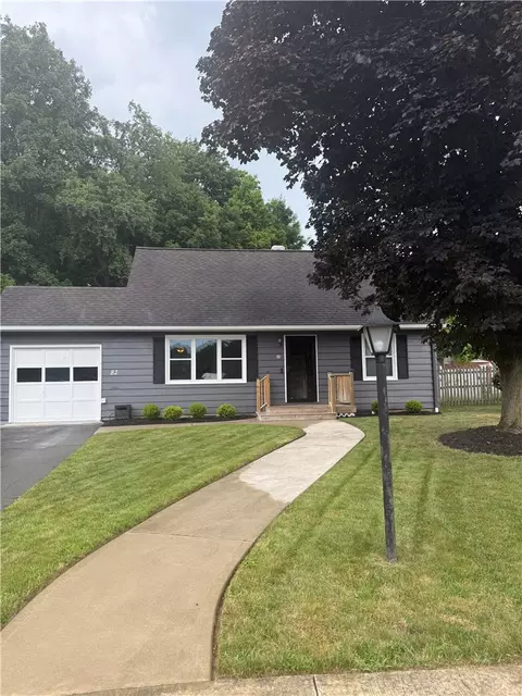 82 Winsor Cir, Elmira, NY 14905