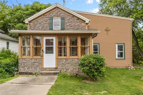 48 Mariah St, Parma, NY 14468