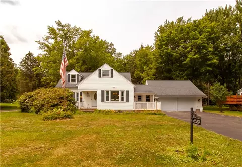 6839 Furnace Rd, Ontario, NY 14519