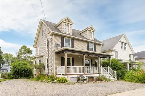 220 West Ave, Canandaigua, NY 14424
