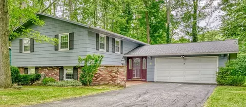 38 Bright Oaks Dr, Chili, NY 14624