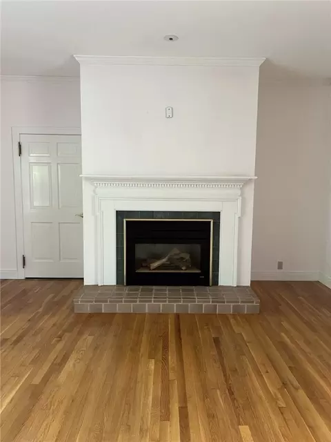 Living - 261 Upper Delevan Ave, Corning, NY 14830 photo 3 of 6