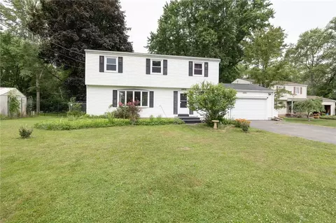 1075 Crittenden Rd, Rochester, NY 14623