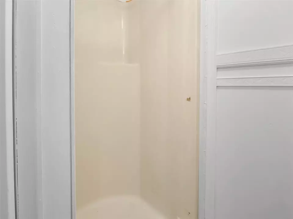 Bath - 10396 Linwood Rd N, Le Roy, NY 14482 photo 3 of 5
