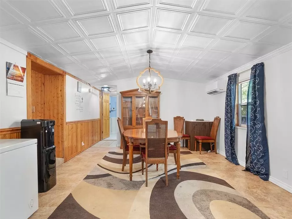 Dining - 10396 Linwood Rd N, Le Roy, NY 14482 photo 3 of 3
