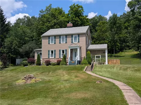 673 Derrick Rd, Bradford, PA 16701