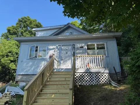 99 E State St, Wellsville, NY 14895