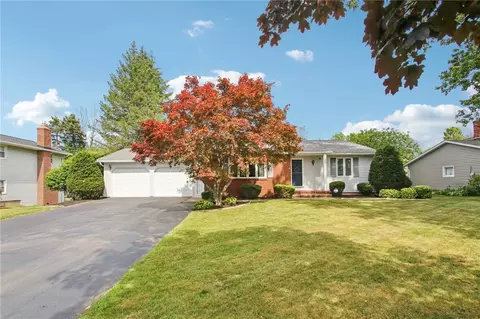 38 Parklands Dr, Greece, NY 14616