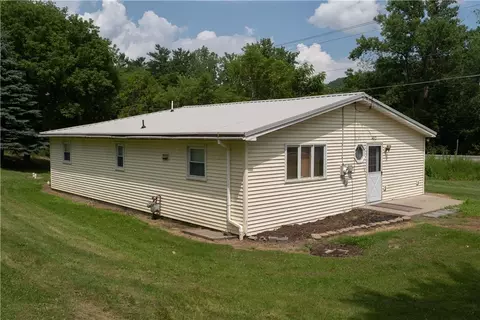 402 Whitney Vly, Almond, NY 14804