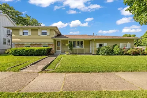24 Gray St, Rochester, NY 14609