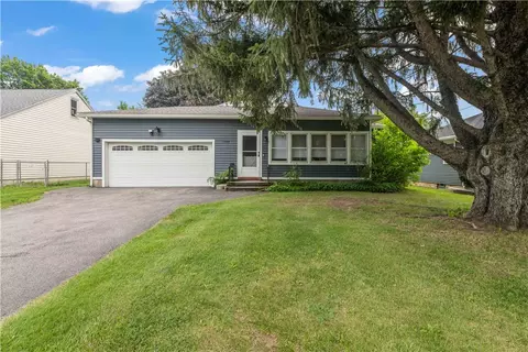 1732 Buffalo Rd, Gates, NY 14624