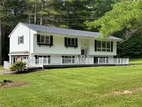 145 Elm Dr, Bainbridge, NY 13733