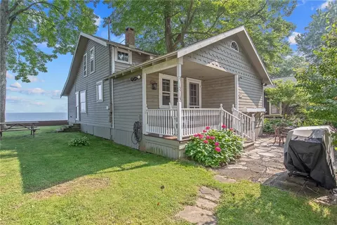 55 Lakeview Rd, Mexico, NY 13114