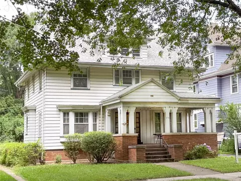 276 Seneca Pkwy, Rochester, NY 14613