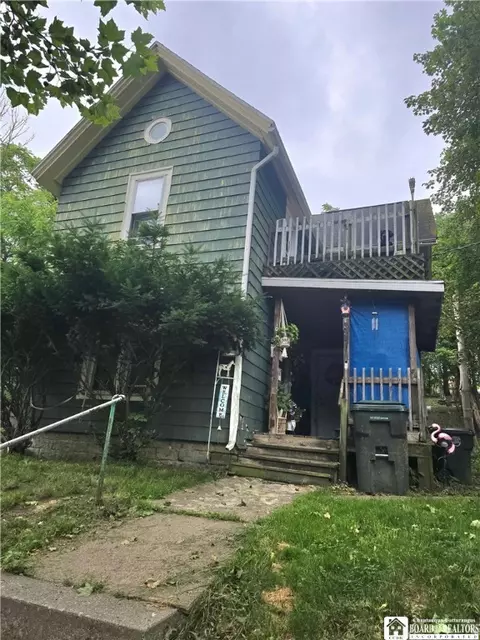 61 Ellicott St, Jamestown, NY 14701