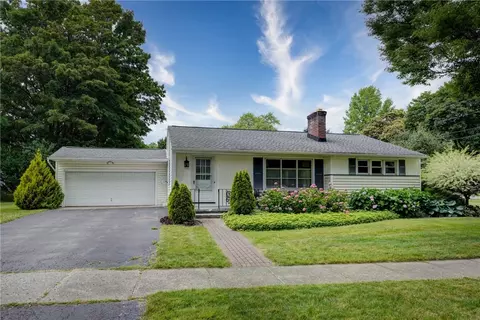 3201 Elmwood Ave, Rochester, NY 14618