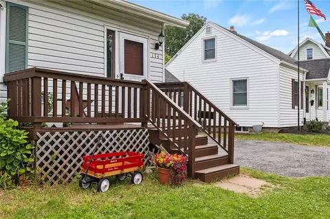 Exterior - 174 Frontenac Hts, Irondequoit, NY 14617 photo 2 of 7