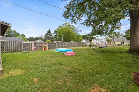 Exterior - 174 Frontenac Hts, Irondequoit, NY 14617 photo 4 of 7