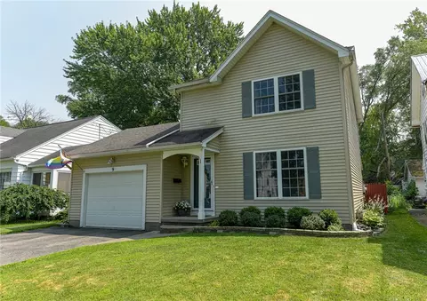 9 Burwell Rd, Irondequoit, NY 14617