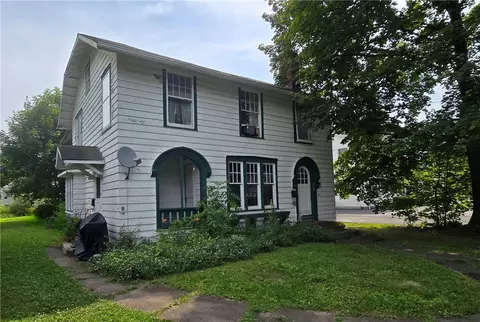 559 Maple Ave, Elmira, NY 14904