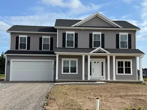 395 Mildahn Rd, Walworth, NY 14568