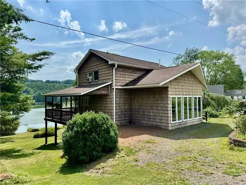 61 Country Pl, Colesville, NY 13813
