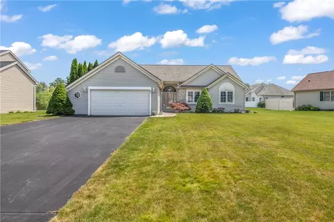 65 Sotheby Dr, Greece, NY 14626