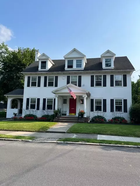 499 Castle St, Geneva, NY 14456