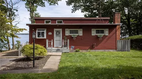 889 Serenity Rd, Torrey, NY 14527