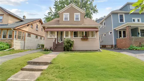 36 Allandale Ave, Rochester, NY 14610